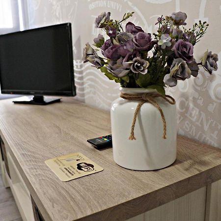 Apartamentos Credencial Саррія Екстер'єр фото