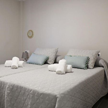 Apartamentos Credencial Саррія Екстер'єр фото