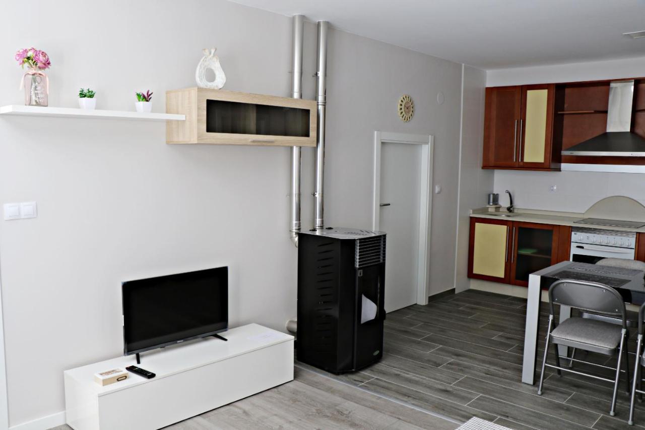 Apartamentos Credencial Саррія Екстер'єр фото