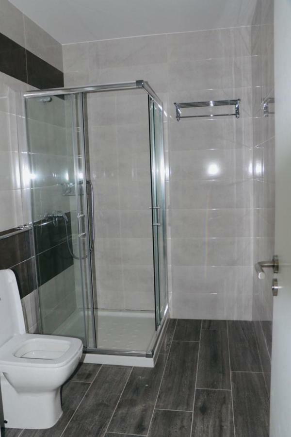 Apartamentos Credencial Саррія Екстер'єр фото